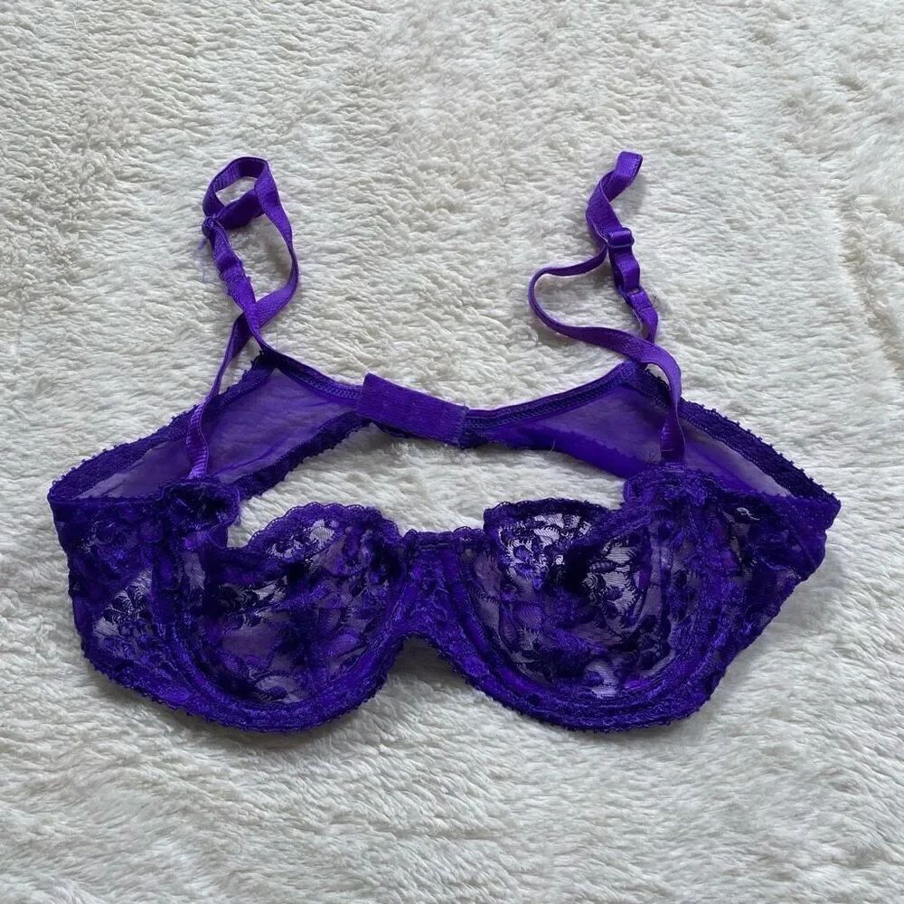 Vintage Trendsetters Purple Underwire Women’s Lace Bra